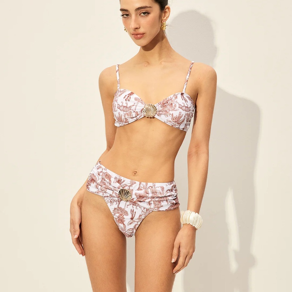 NWT Floral Print Bikini Set With Shell Detail